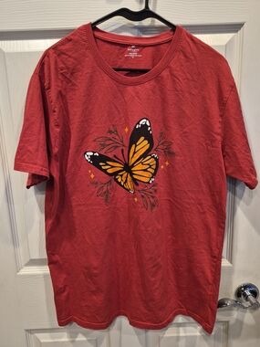5/25 NFINITY Red Short-Sleeve Tee with Orange Butterfly Graphic